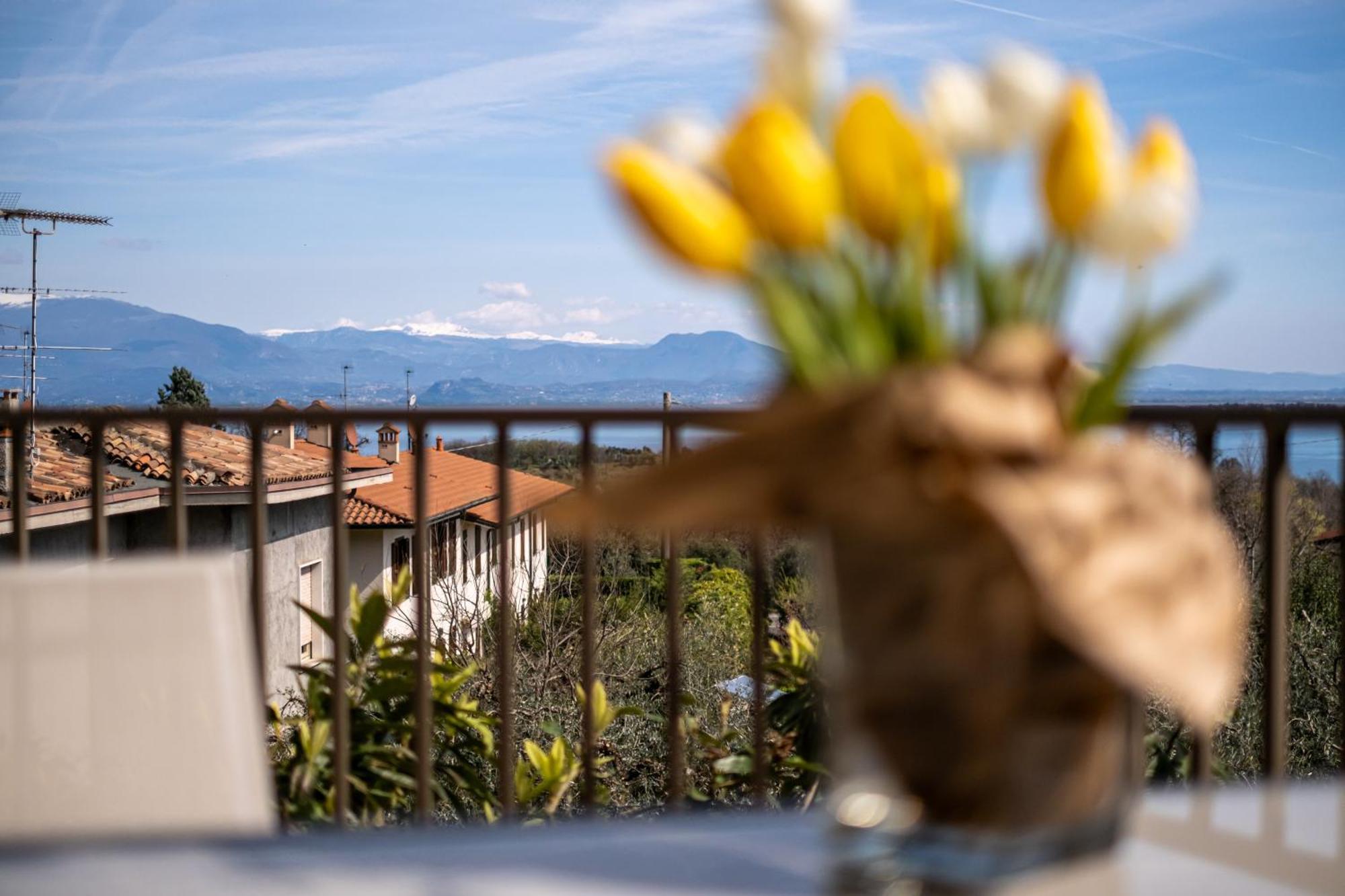 Il Lago Dei Sogni - Stupenda Vista Lago E Colline Barcuzzi Extérieur photo